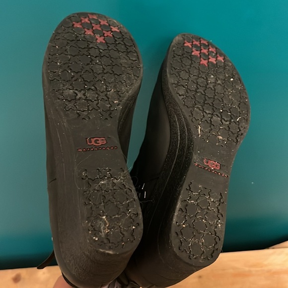 Black UGG dress boots - Picture 7 of 8